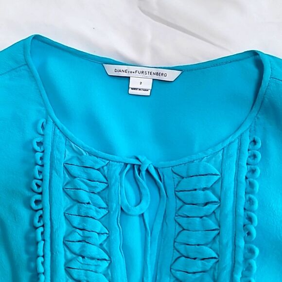 DVF Women's Blouse - Picture 2 of 4